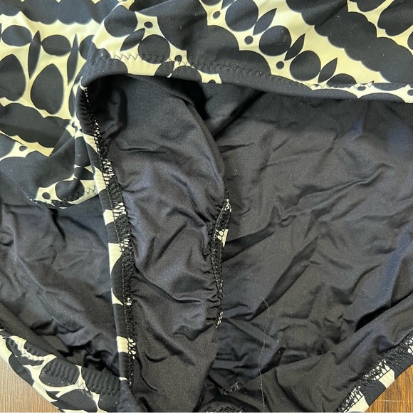 Nanette Lepore Black and White One Piece Swimsuit with Removable Strap SZ LG - Picture 5 of 7